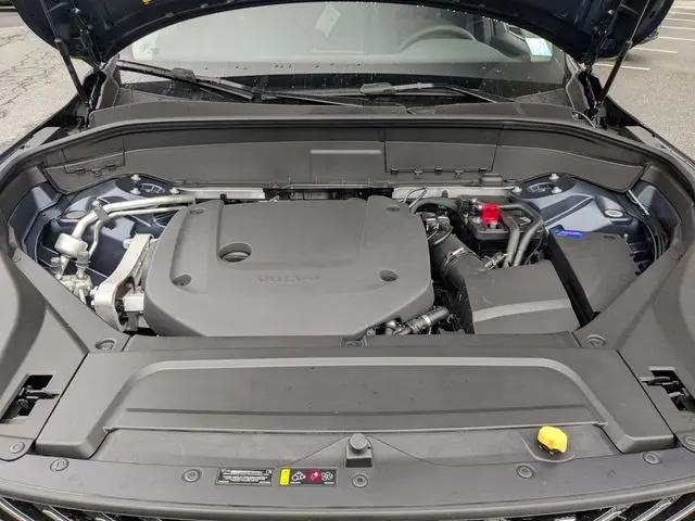 2026 Volvo XC90 Plus, B6 AWD Gas (mild hybrid), Gasoline, Bright, 7 Seats