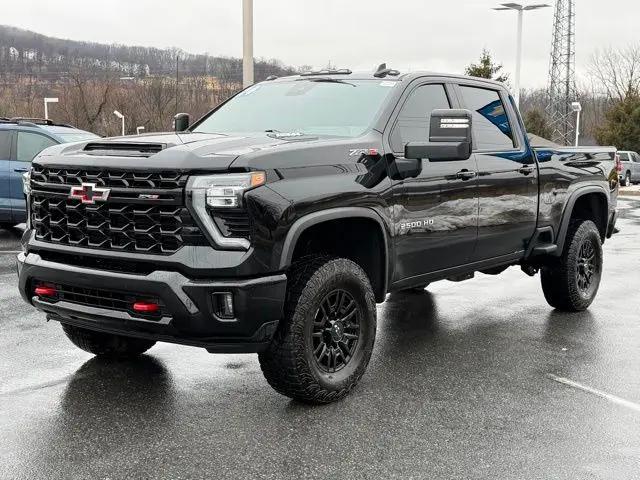 2024 Chevrolet Silverado 2500HD 4WD Crew Cab Standard Bed ZR2