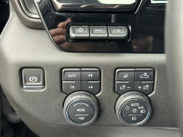 2024 Chevrolet Silverado 2500HD 4WD Crew Cab Standard Bed ZR2