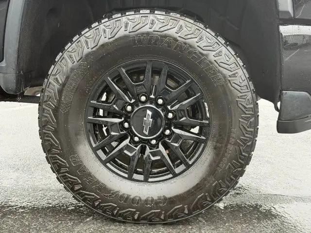2024 Chevrolet Silverado 2500HD 4WD Crew Cab Standard Bed ZR2