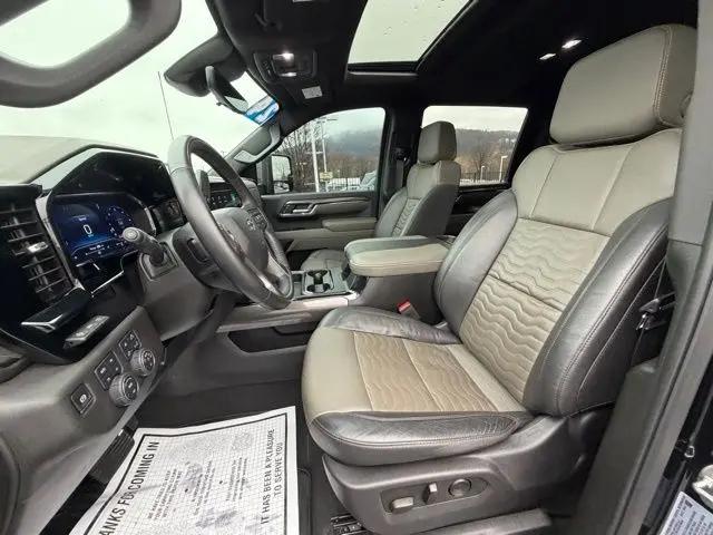 2024 Chevrolet Silverado 2500HD 4WD Crew Cab Standard Bed ZR2
