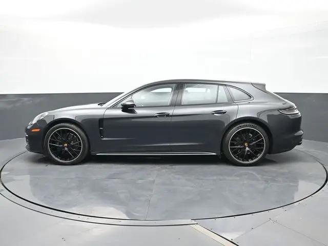 2023 Porsche Panamera 4