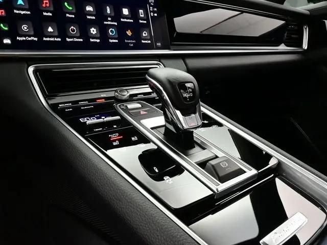 2023 Porsche Panamera 4