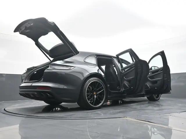 2023 Porsche Panamera 4