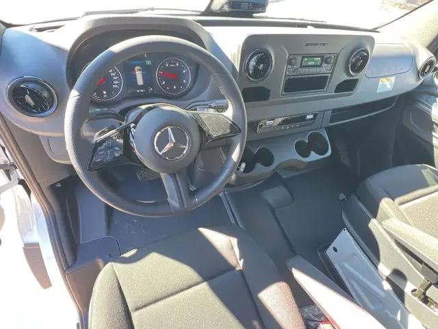 2026 Mercedes-Benz Sprinter 2500 Standard Roof 4-Cyl Diesel HO