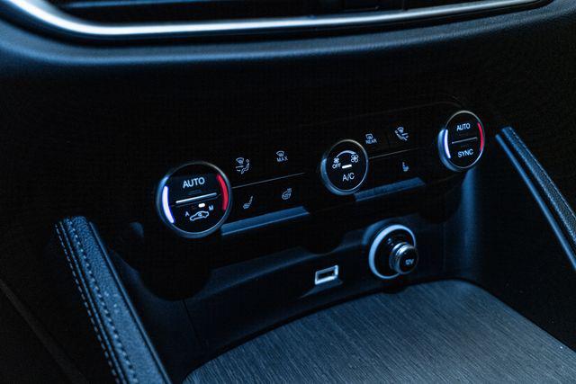 2022 Alfa Romeo Stelvio Ti AWD