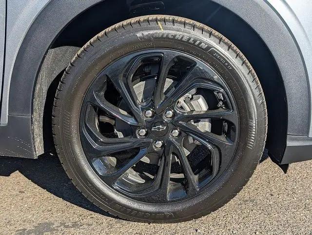 2027 Chevrolet Bolt RS FWD