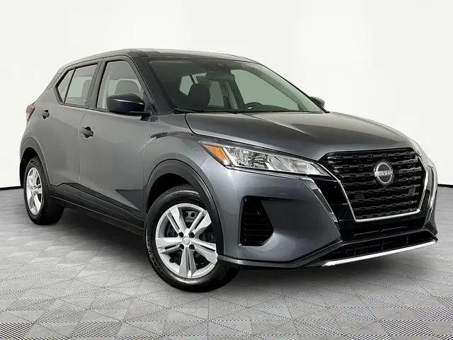 2024 Nissan Kicks S Xtronic CVT