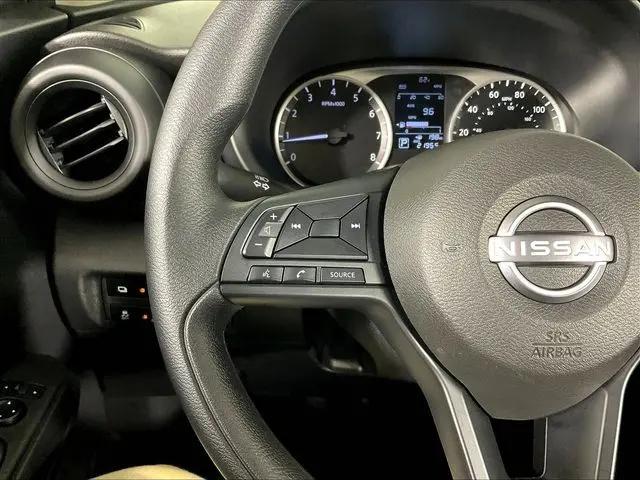 2024 Nissan Kicks S Xtronic CVT