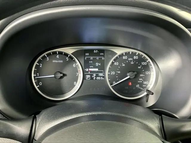 2024 Nissan Kicks S Xtronic CVT