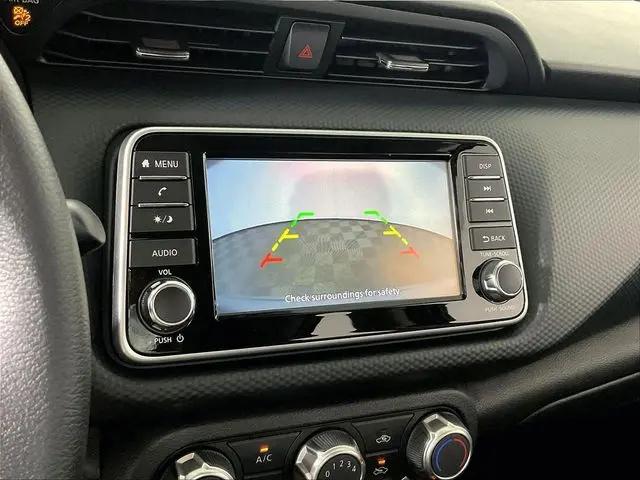 2024 Nissan Kicks S Xtronic CVT