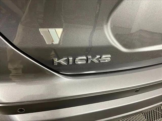2024 Nissan Kicks S Xtronic CVT
