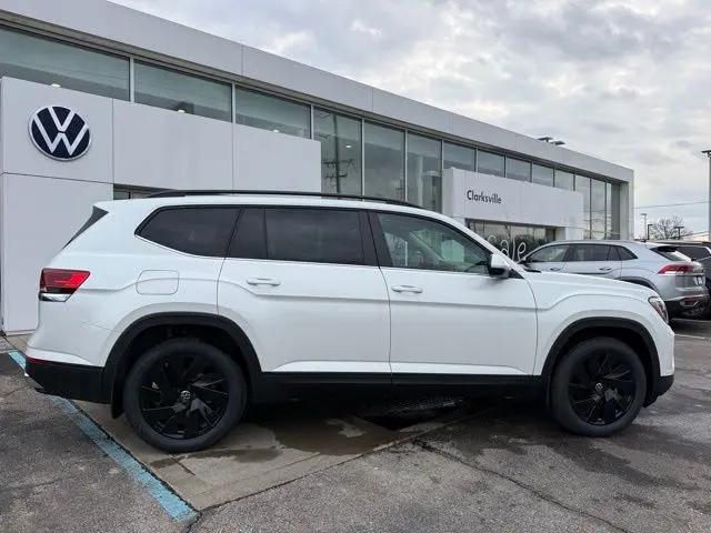2026 Volkswagen Atlas SE with Technology