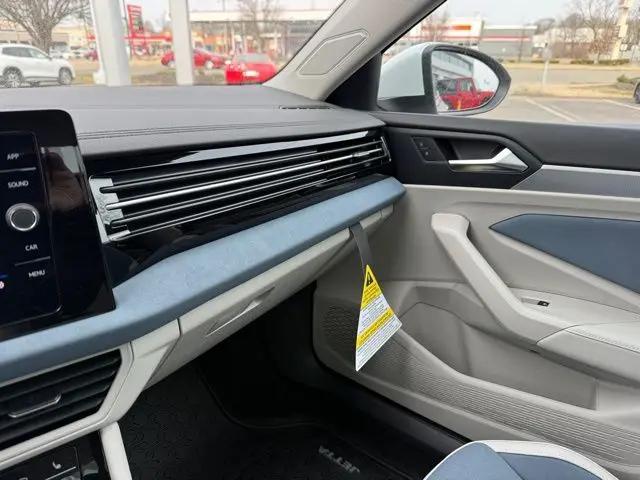 2026 Volkswagen Jetta SE