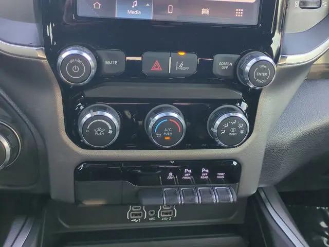2026 Ram 1500 Express Quad Cab 4x4 64 Box