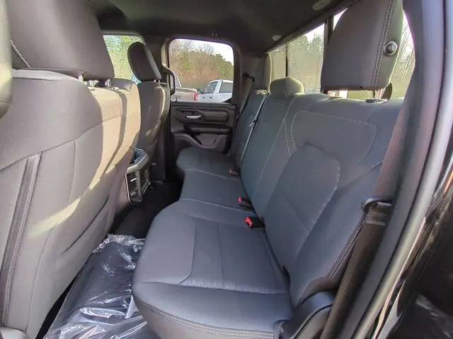 2026 Ram 1500 Express Quad Cab 4x4 64 Box