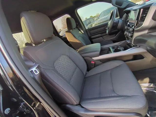 2026 Ram 1500 Express Quad Cab 4x4 64 Box