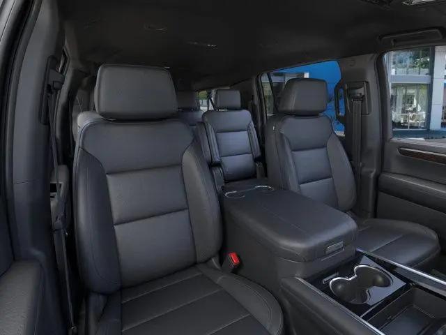 2026 Chevrolet Suburban LT, 4WD
