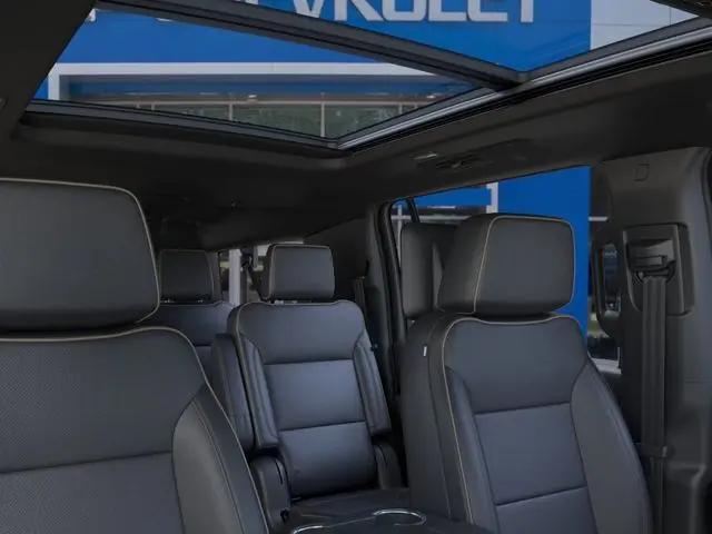 2026 Chevrolet Suburban Premier, 4WD