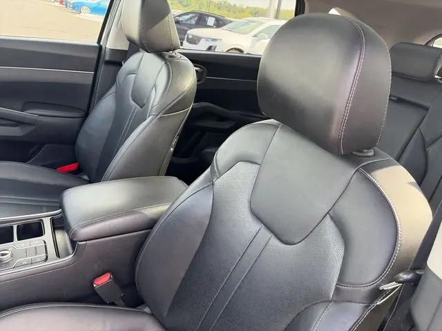 2022 Kia Sorento X-Line S