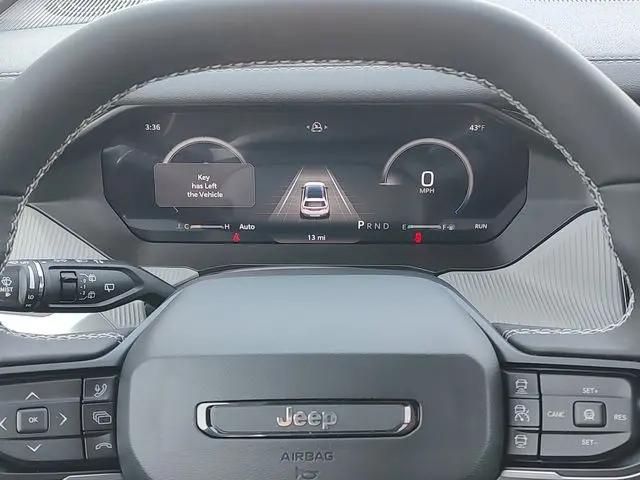 2026 Jeep Cherokee Laredo
