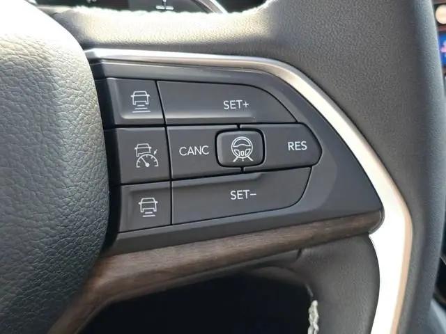 2026 Jeep Grand Cherokee Altitude 4x4