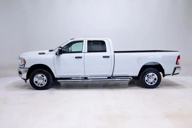 2023 Ram 3500 Tradesman Crew Cab 4x4 8' Box