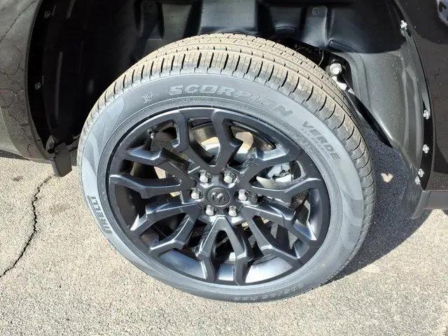 2026 Ram 1500 Limited Crew Cab 4x4 5'7" Box