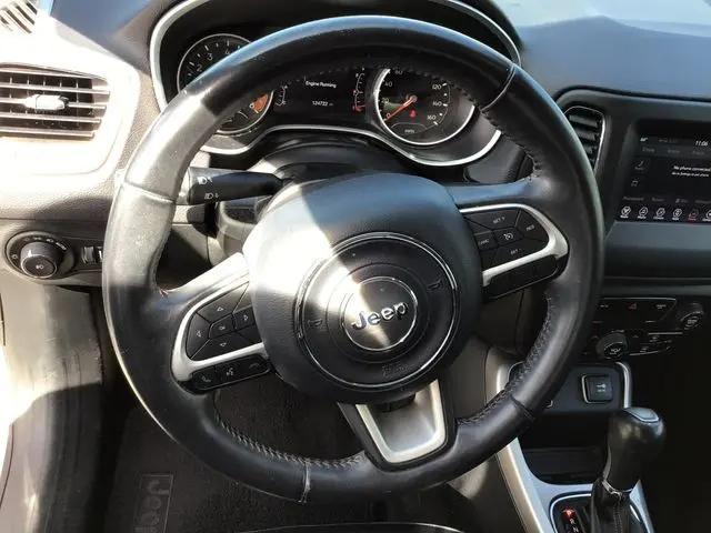2018 Jeep Compass Latitude FWD