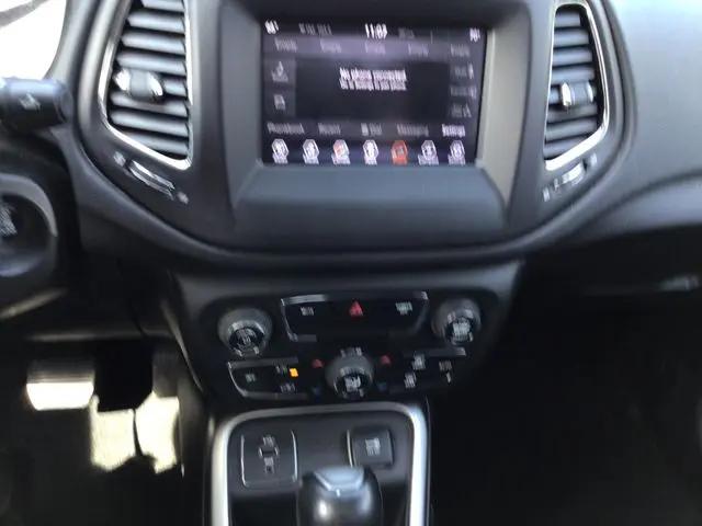 2018 Jeep Compass Latitude FWD