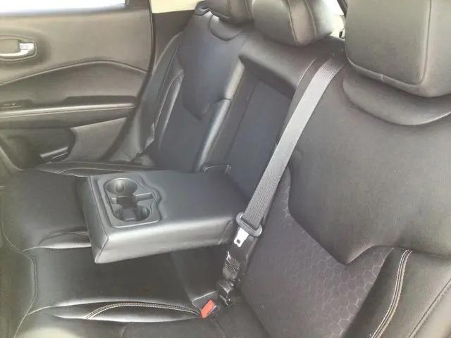 2018 Jeep Compass Latitude FWD