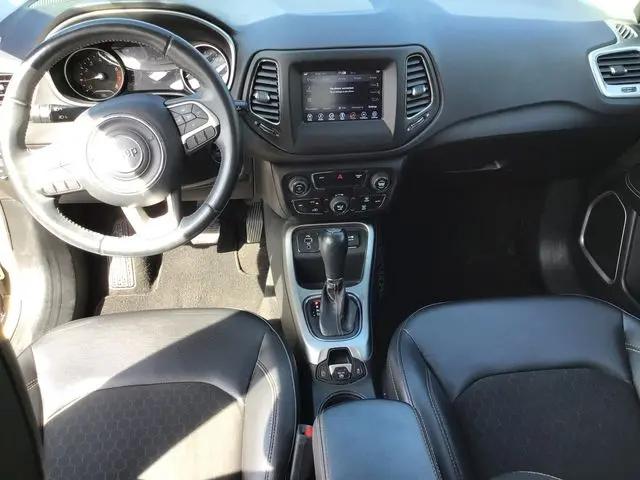 2018 Jeep Compass Latitude FWD