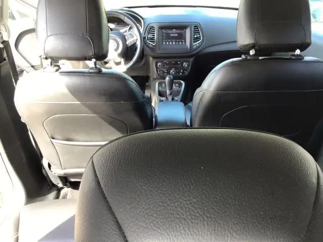 2018 Jeep Compass Latitude FWD