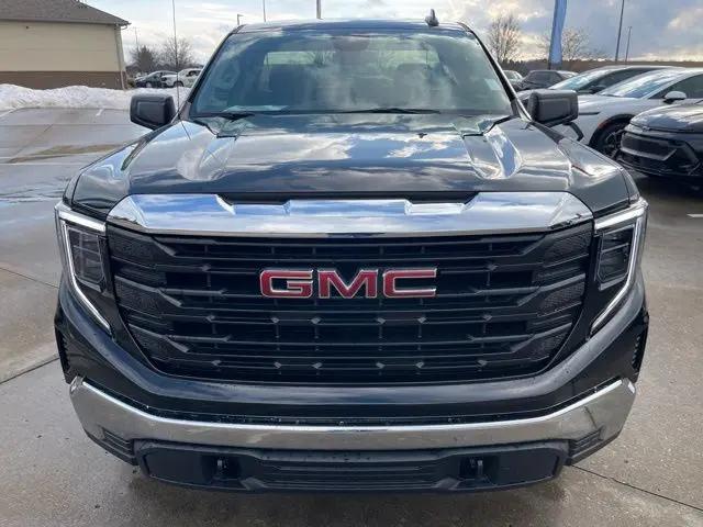 2025 GMC Sierra 1500 4WD Regular Cab Long Box Pro