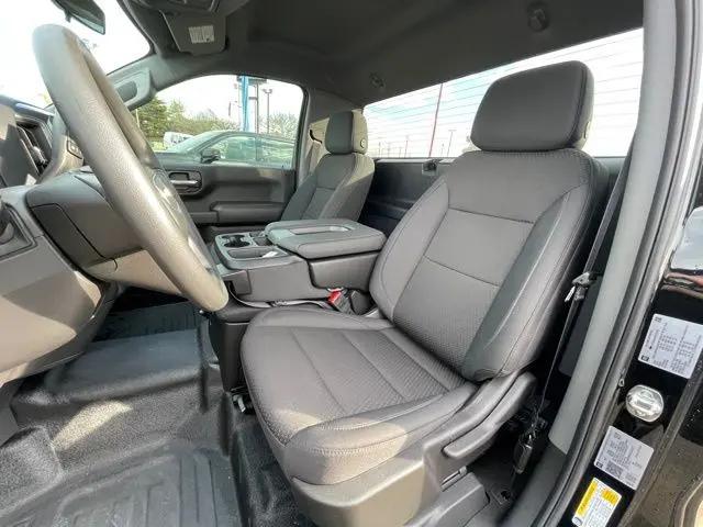 2025 GMC Sierra 1500 4WD Regular Cab Long Box Pro