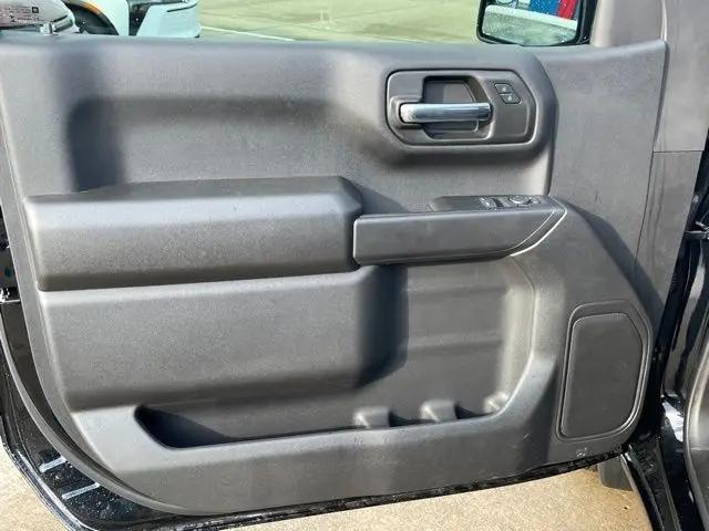 2025 GMC Sierra 1500 4WD Regular Cab Long Box Pro