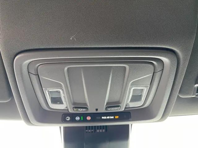 2025 GMC Sierra 1500 4WD Regular Cab Long Box Pro