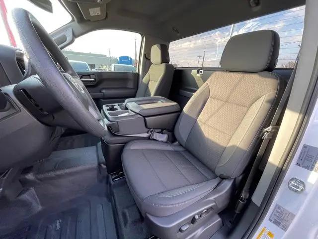 2025 GMC Sierra 1500 4WD Regular Cab Long Box Pro