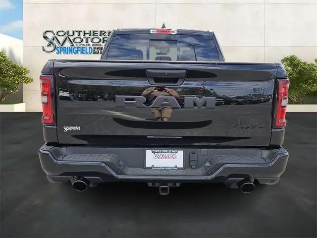 2026 Ram 1500 Express Crew Cab 4x4 5'7" Box