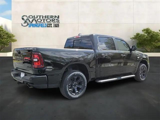 2026 Ram 1500 Express Crew Cab 4x4 5'7" Box