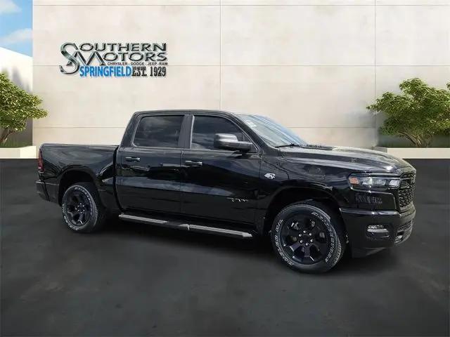 2026 Ram 1500 Express Crew Cab 4x4 5'7" Box