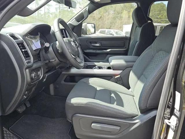 2026 Ram 1500 Express Crew Cab 4x4 5'7" Box