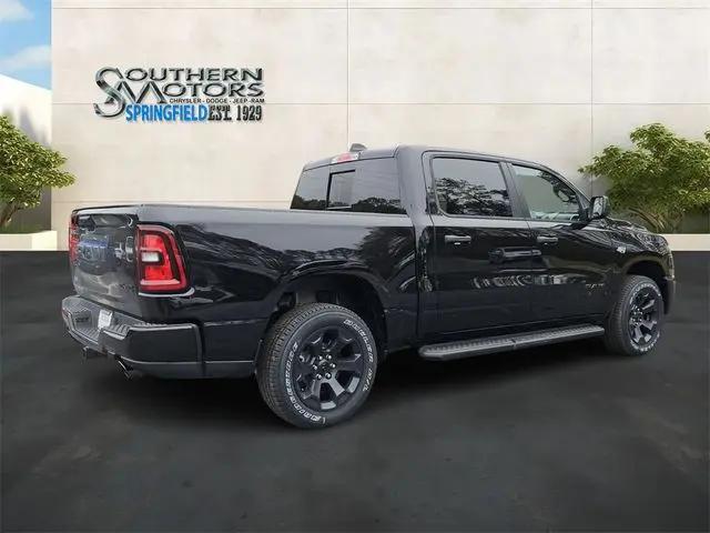 2026 Ram 1500 Express Crew Cab 4x4 5'7" Box