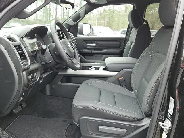 2026 Ram 1500 Express Crew Cab 4x4 5'7" Box