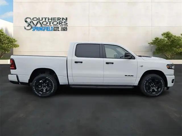 2026 Ram 1500 Express Crew Cab 4x4 5'7" Box