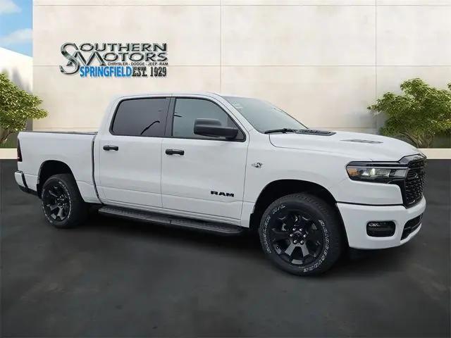 2026 Ram 1500 Express Crew Cab 4x4 5'7" Box
