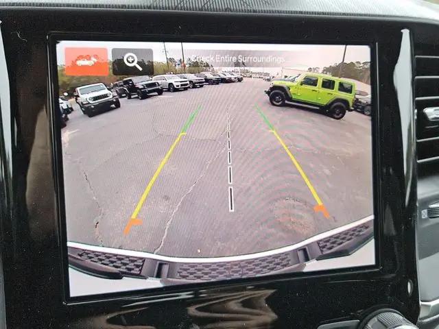 2026 Ram 1500 Express Crew Cab 4x4 5'7" Box