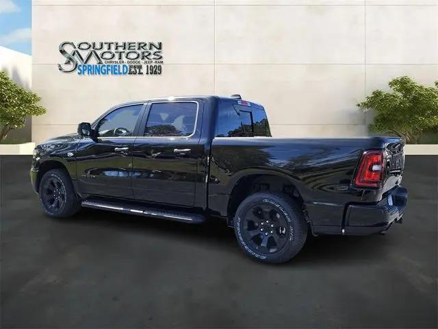 2026 Ram 1500 Express Crew Cab 4x4 5'7" Box