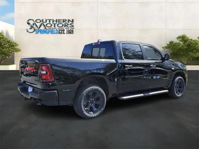 2026 Ram 1500 Express Crew Cab 4x4 5'7" Box