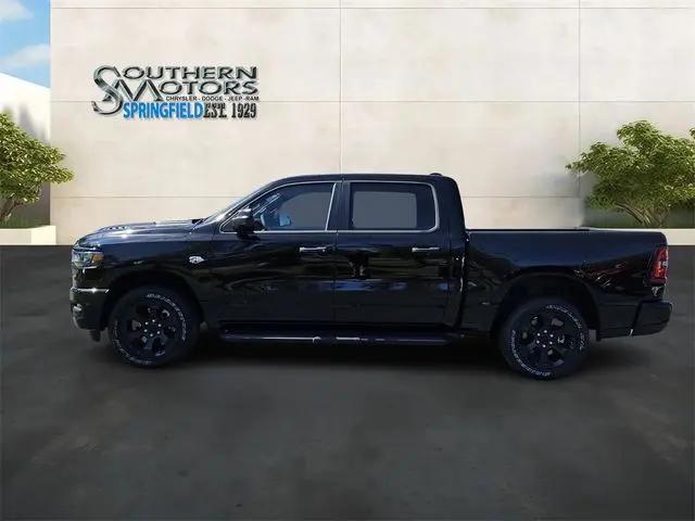 2026 Ram 1500 Express Crew Cab 4x4 5'7" Box